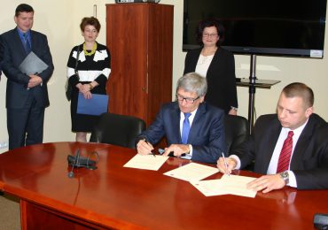 Podpisanie porozumienia pomiędzy Zespołem Szkół Ponadgimnazjalnych nr 1  w Stalowej Woli, a Wyższą Szkołą Prawa i Administracji w Rzeszowie