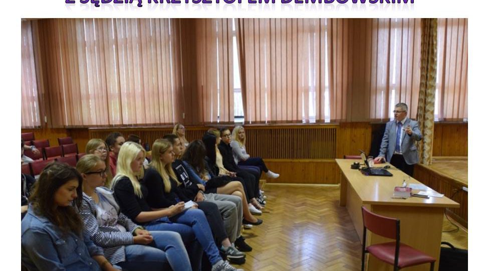Spotkanie "prawników" z 1 B LO z Panem Sędzią Krzysztofem Dembowskim.