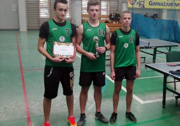 Tenis stołowy dziewcząt i chłopców