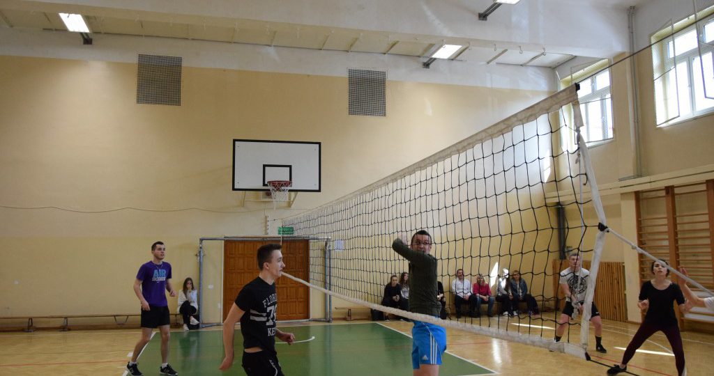PIERWSZY DZIEŃ WIOSNY NA SPORTOWO