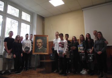 Szkolny Konkurs Historyczny „Żołnierze Sikorskiego – polski czyn zbrojny w II wojnie światowej. Ludzie - sprzęt – wydarzenia” finał