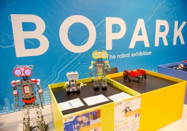 Mechatronicy z wizytą w „RoboPark-u”
