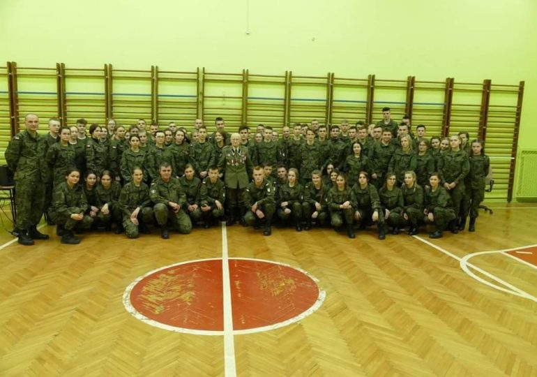 Obóz wojskowy klas pierwszych mundurowych - Nowa Sarzyna 4-7.02.2020