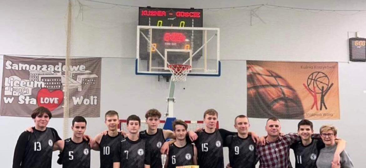MISTRZ MOŻE BYĆ TYLKO JEDEN - " SIKORSKI "