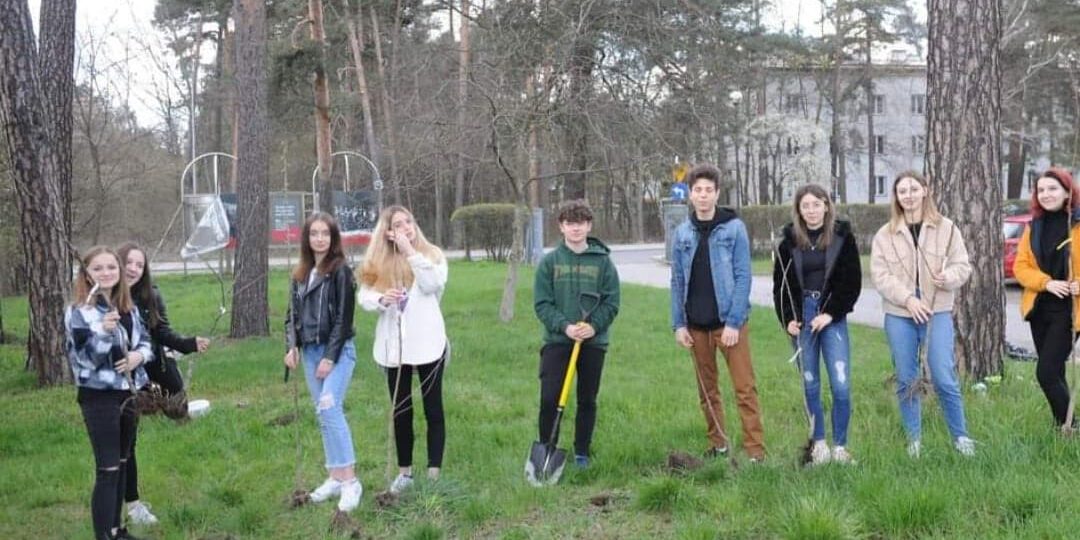 ZAPRASZAMY DO WSPÓŁPRACY PRZY TRADYCYJNYM SADZIE