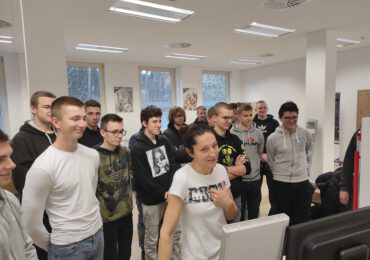Obróbka skrawaniem w praktyce – zajęcia dla “Sikorskiego” na WMT