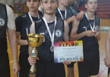 SIKORSKI WICEMISTRZEM PODKARPACIA W KOSZYKÓWCE CHŁOPCÓW !!!!