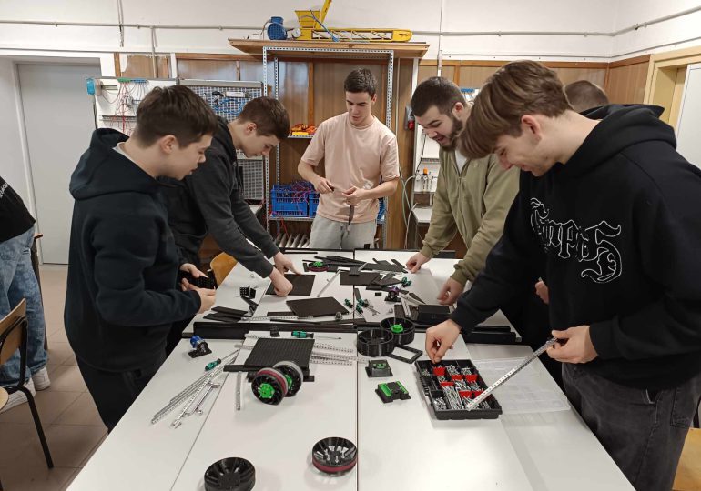 Kreatywne Warsztaty RoboLAB