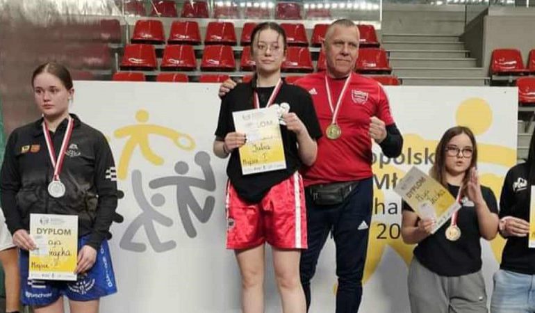 Julia Toporowska z 2g LO - Mistrzyni ringu!