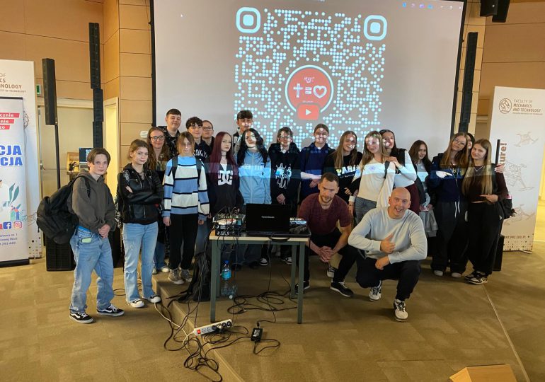 Koncert "Ku Wolności" – inspirujące spotkanie z grupą Wyrwani z Niewoli