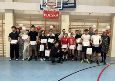 Szkolny turniej piłki siatkowej