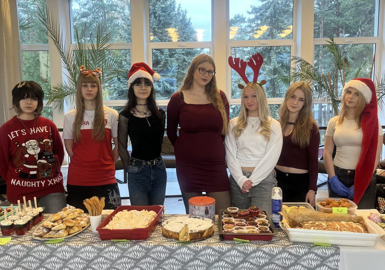Mikołajkowy kiermasz słodkości