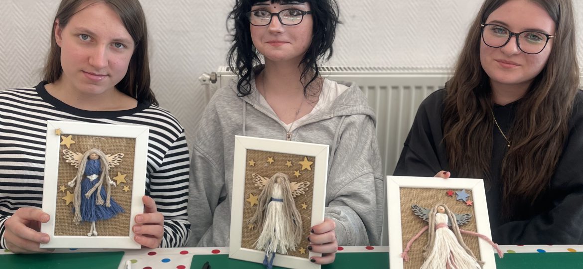 WYJŚCIE Z KLASĄ: Świąteczne Aniołki
